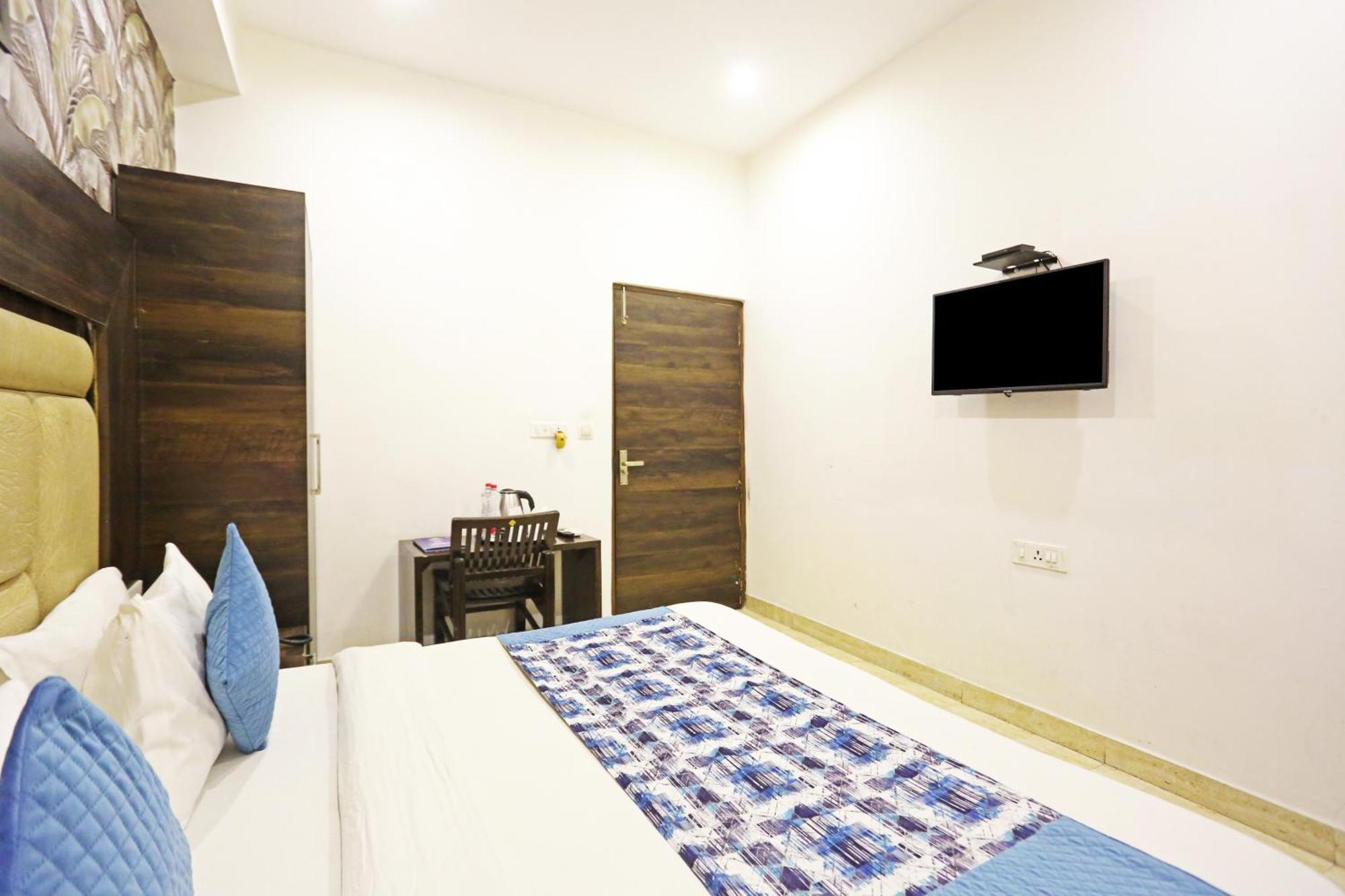 Hotel The Kiara Near Delhi Airport Neu-Delhi Exterior foto