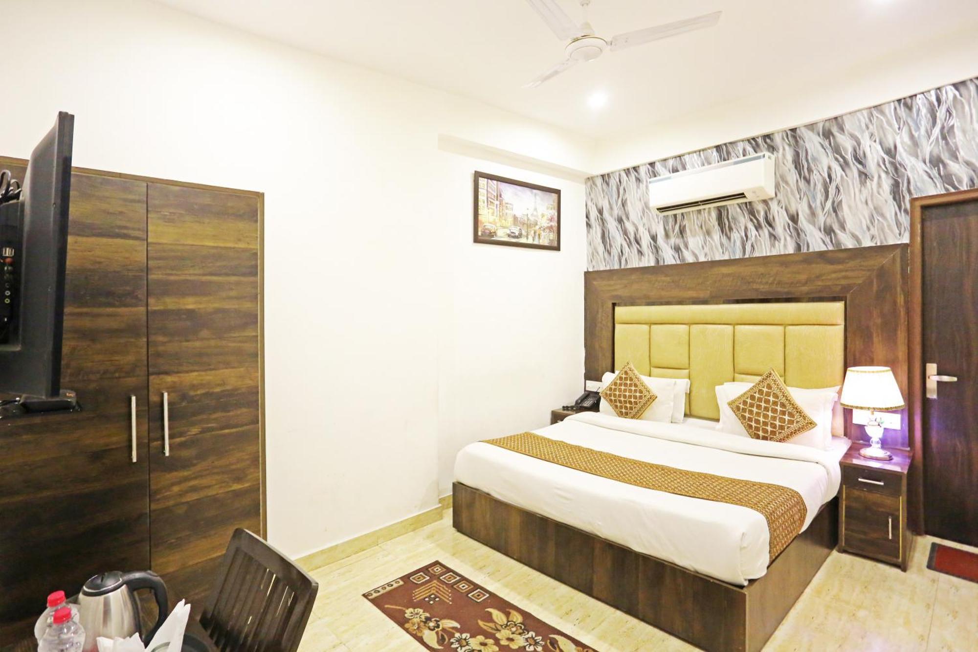 Hotel The Kiara Near Delhi Airport Neu-Delhi Exterior foto